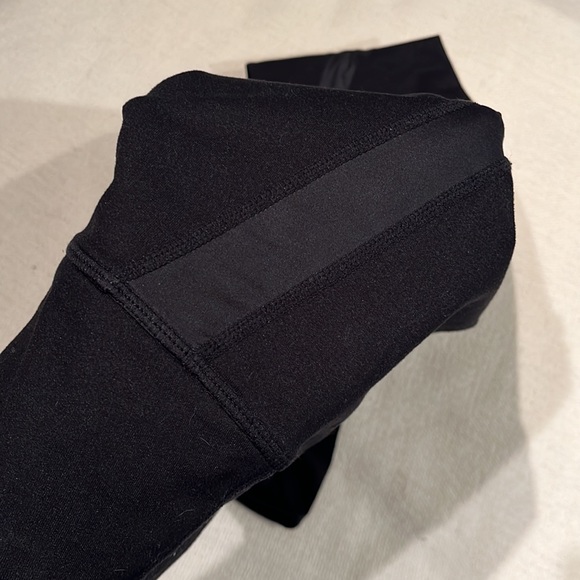Fabletics Corfu Capri black leggings size M activewear - Picture 9 of 9
